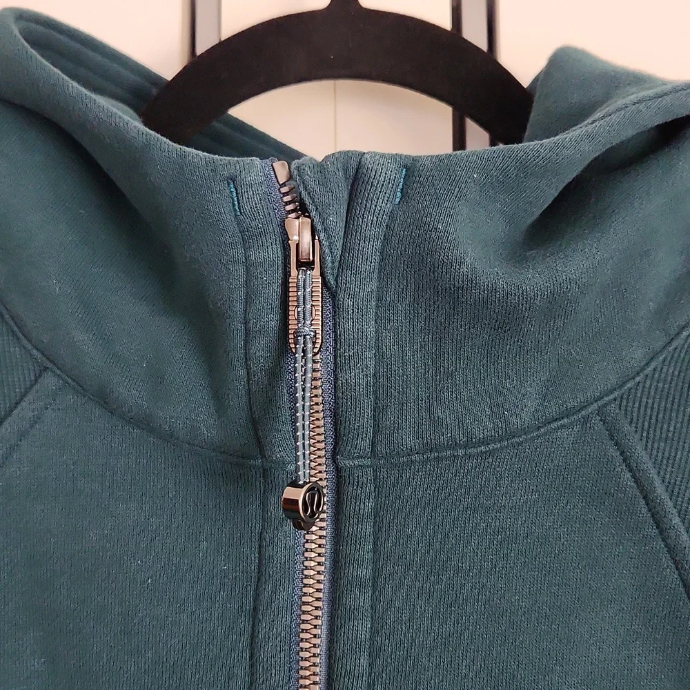 Lululemon Scuba Full Zip Oversized Hoodie in Green Jasper size M/L - Picture 9 of 17